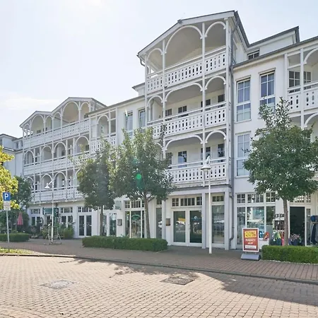 Moderne Im Seepark Apartment